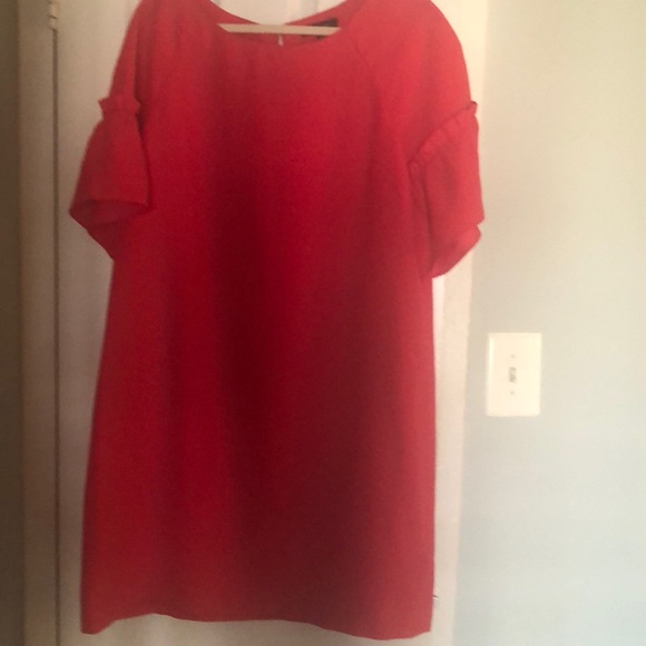 Banana Republic Dresses & Skirts - Coral ruffle sleeve shift BR dress
